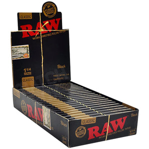 RAW Black 1 1/4 Rolling Papers